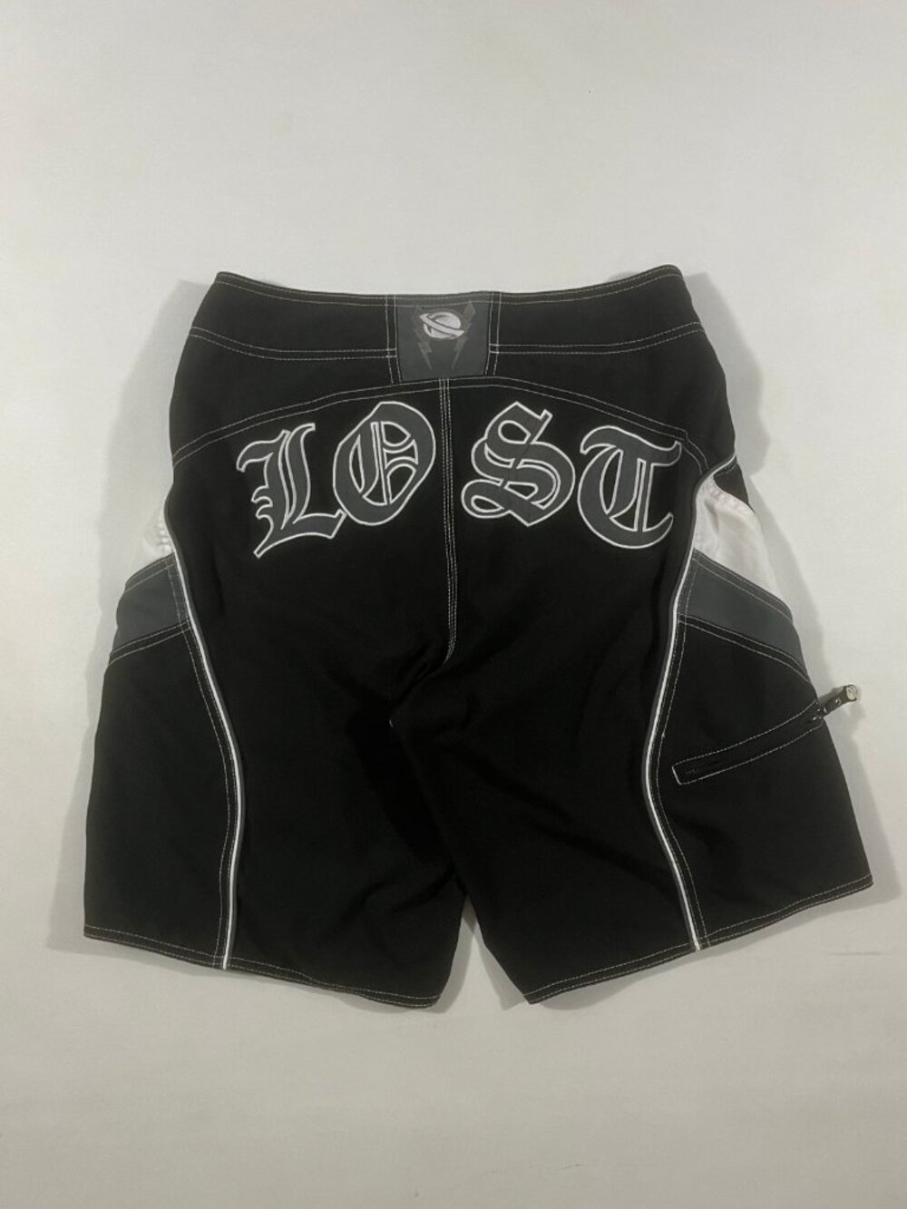 Lost Enterprises Y2K Black & White Board Shorts Surf Skate Mens 32